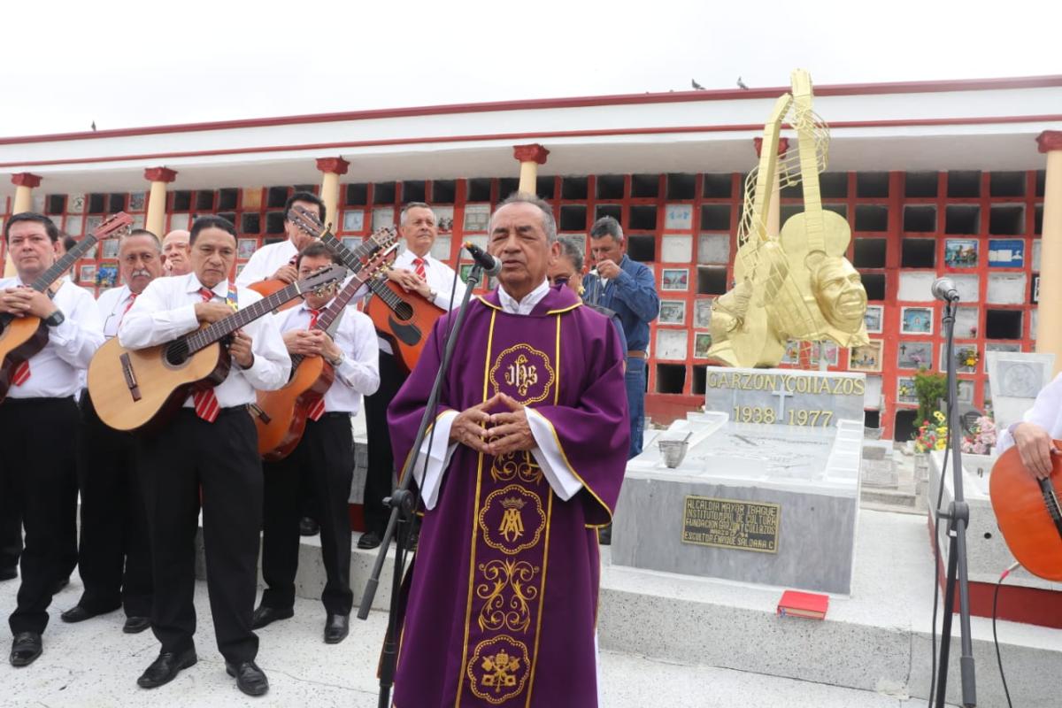 Bello Homenaje A Garzón Y Collazos En El Cementerio San Bonifacio El